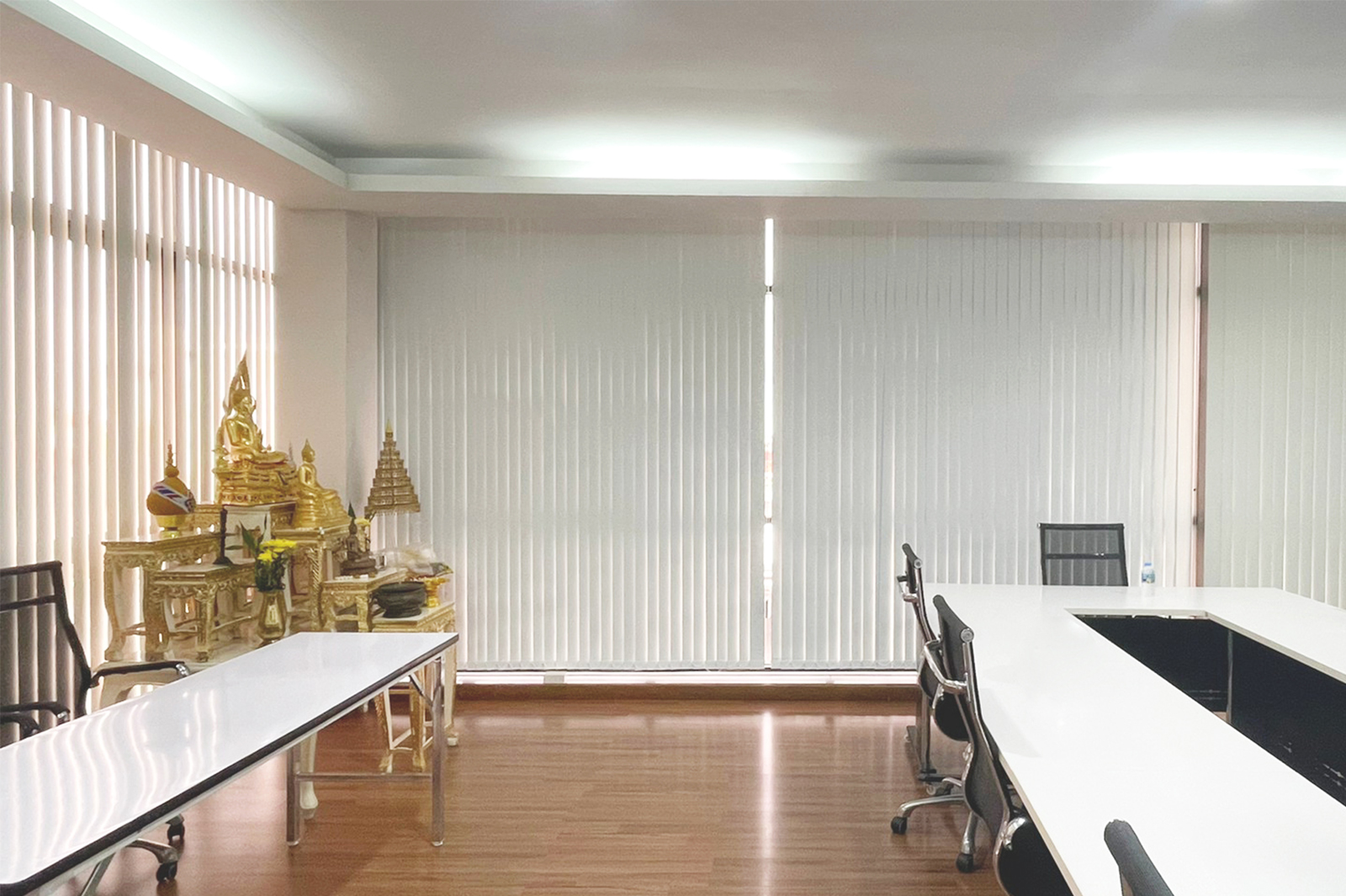 ม่านปรับแสง (Vertical Blinds) บริษัท เอส โซลูชั่น จำกัด