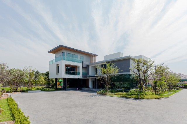 ผลงานม่านม้วน บ้านรัชตวิทยกุล