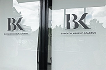 ผ้าม่าน สถาบันสอนแต่งหน้า BANGKOK MAKEUP ACADEMY อ่อนนุช